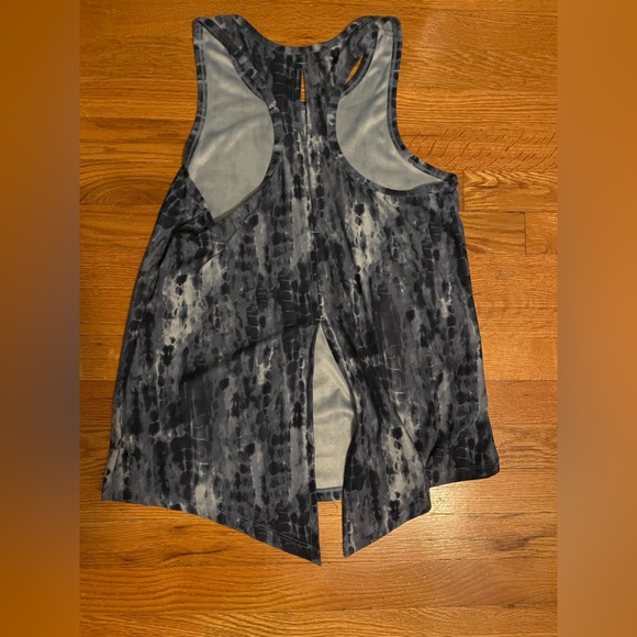 Steal blue patterned tie back tank - Picture 3 of 5